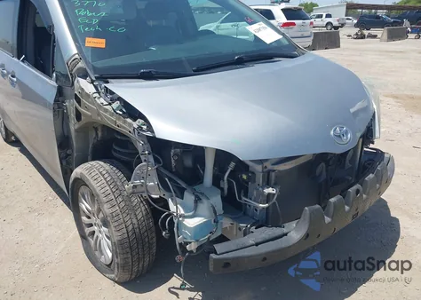 2016 Toyota Sienna Xle 8 Passenger из США, поврежденный, VIN 5TDYK3DC5GS752657